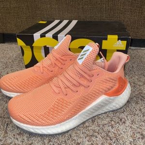 Adidas Alpha Boost UNISEX sizes:6 & 8.5 Color:Peach&White